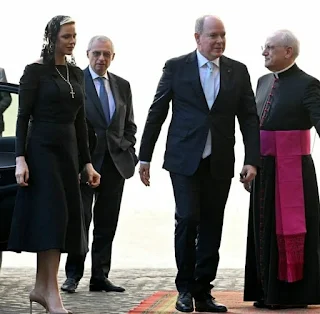 Prince Albert and Princess Charlene meet Pope Francis in Vatican