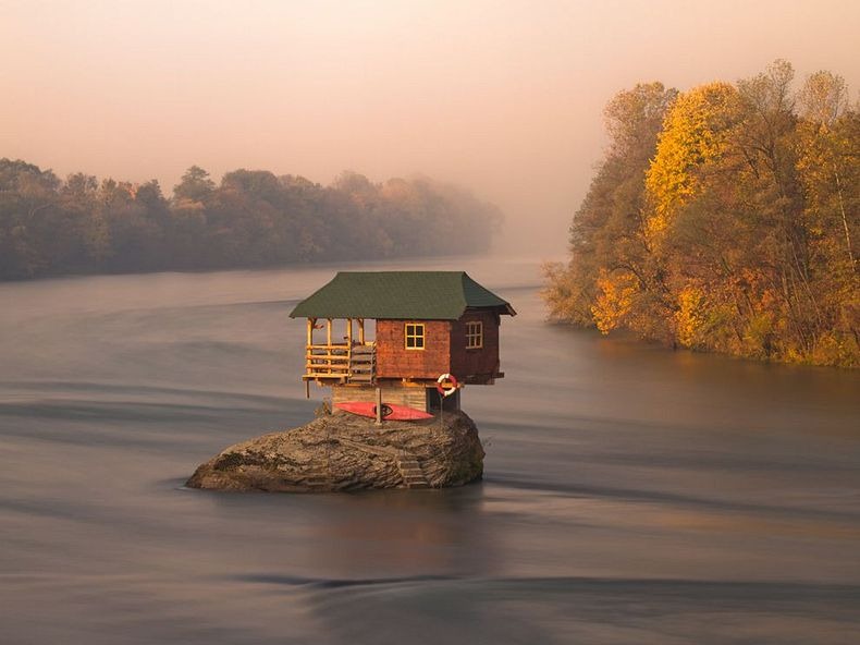 drina-river-house-1