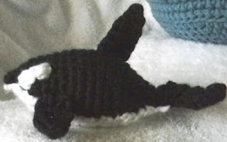 http://www.ravelry.com/patterns/library/endangered-baby-animals--iceberg-toy-bag