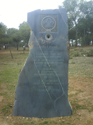 monumento escultimo en Zaragoza Scouts de Aragón