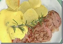 Tagliata di manzo con salsa bernese e patate arrosto