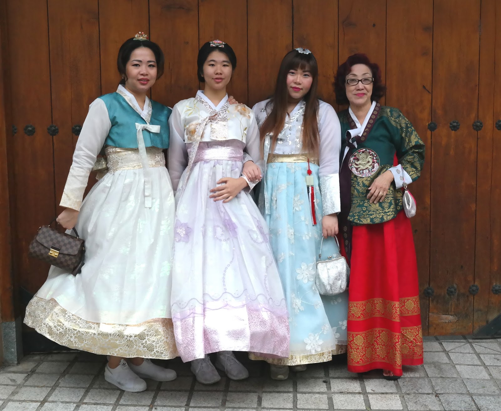 Review One Day  Hanbok  SPONSORED Pink and Undecided