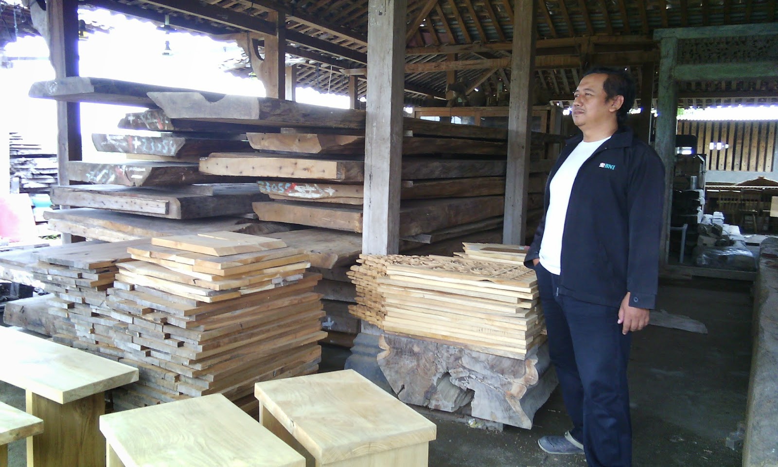  PAPAN KAYU JATI DIAMETER BESAR JUAL KAYU JATI KUSEN 