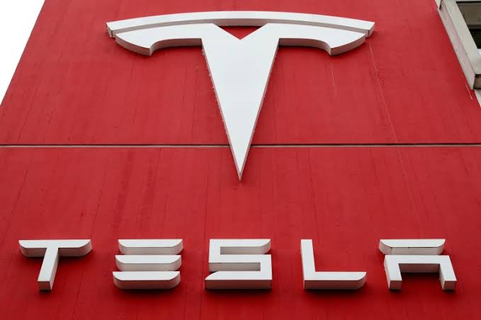 Tesla Sues Ex-Engineer over stealing supercomputer tech