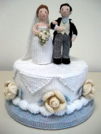 Wedding Cake Websites on Creating And Crafting In London  Alan Dart S Knitted Cake Toppers