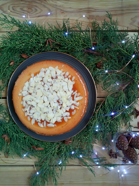 Cheesecake de turrón de Jijona. Tarta de queso ricota y turrón blando de almendra. Tarta de queso al horno. Postre, merienda, receta fácil, cuca