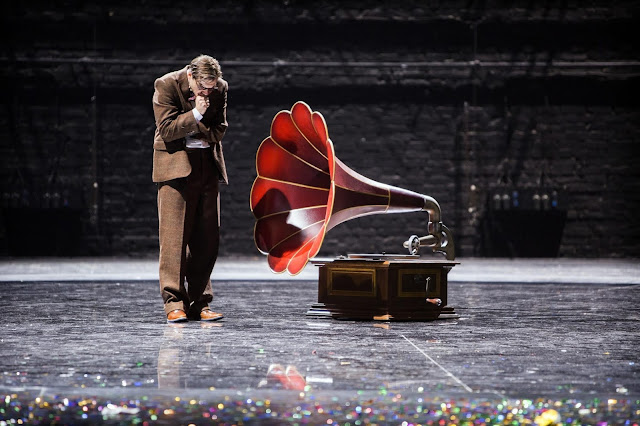 Lerner & Loewe: My Fair Lady - Komische Oper, Berlin (Photo Iko Freese drama-berlin.de)