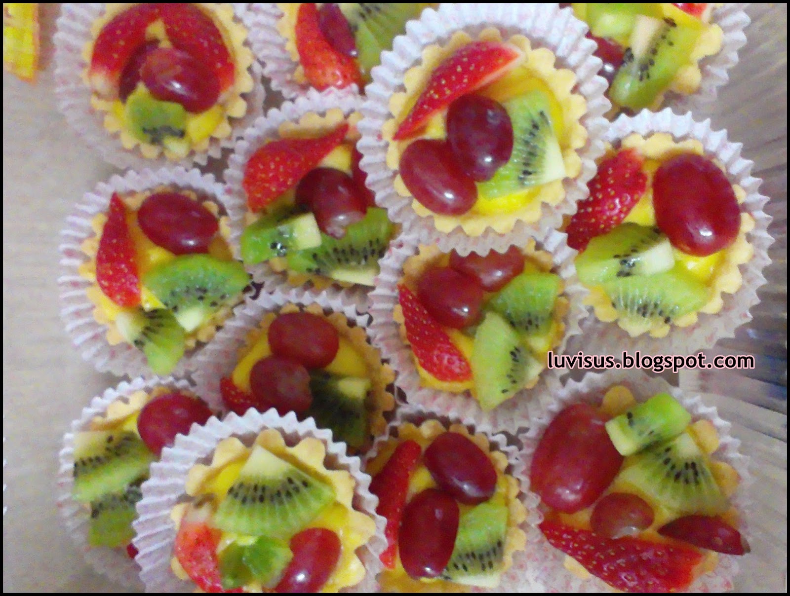 My Sweet Diary ♥.: .Tat Buah-buahan @ Fruit Tart.
