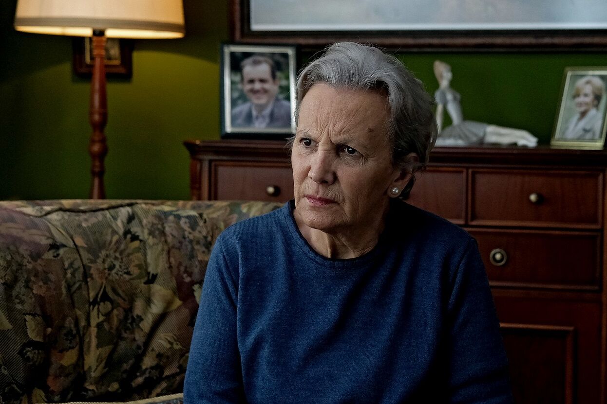 Elena Irureta en una escena de 'Patria', serie de HBO España