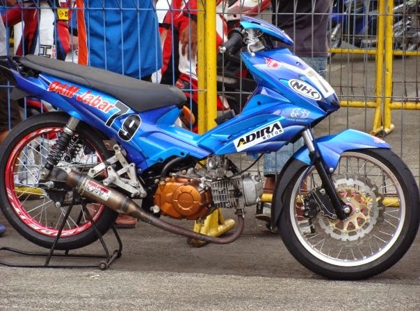 modifikasi motor honda blade terbaru