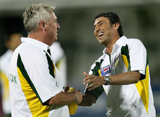 Younis Khan and Bob Woolmer