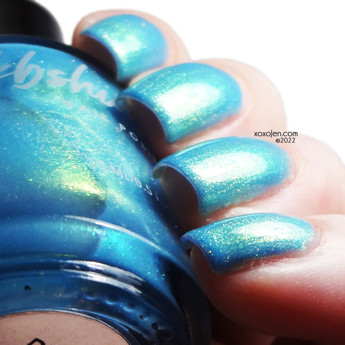 xoxoJen's swatch of KBShimmer Dive On In