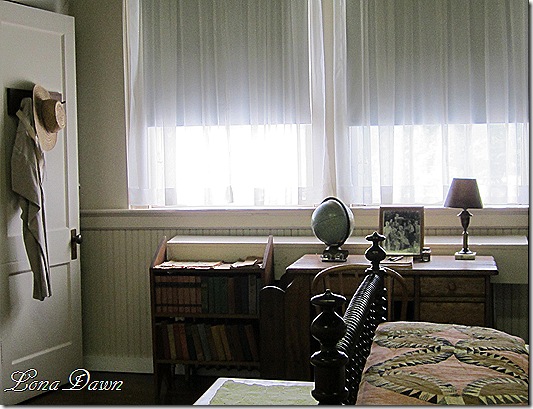 Waltons_Bedroom_Grandpa