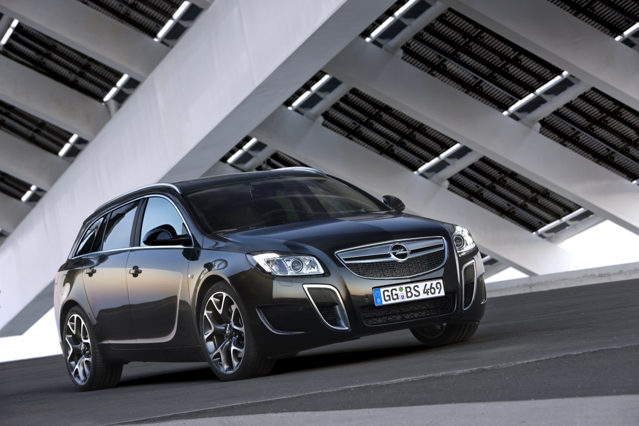 New Upcoming 2013 Opel Insignia OPC launching very soon