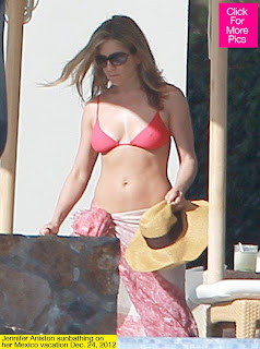 Jennifer Aniston Pregnant - Jennifer Aniston Photo