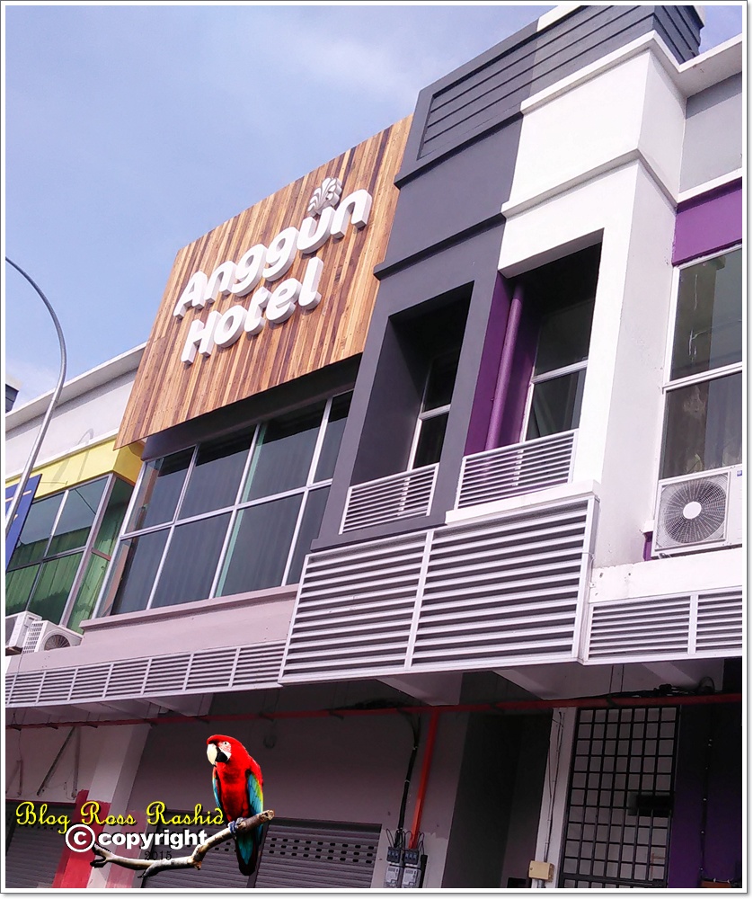 Mdm_Mawar: Anggun Hotel, Seri Iskandar,Perak