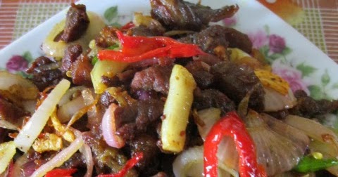 Dari Dapur Ummi: Daging Kuda Goreng Bawang