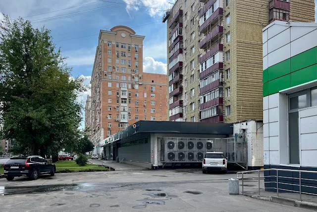 Большая Академическая улица