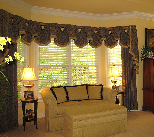 house of decor: Living Room Curtains and Drapes