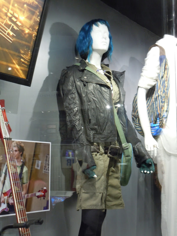 Ramona Flowers film outfit Scott Pilgrim