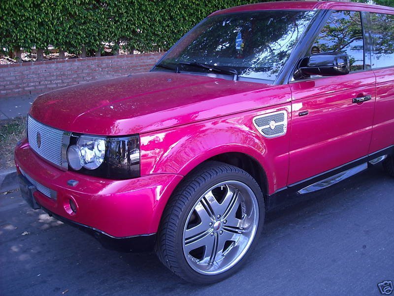 Alani Vazquez AKA LaLa Vazquez met en vente sa Range Rover rose sur ebay