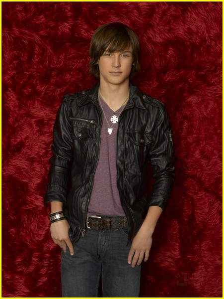 Meet Logan Miller From Disney XD's I'm In The Band Part 3