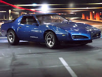 http://www.garagem124.com.br/2015/08/pontiac-firebird-1991.html