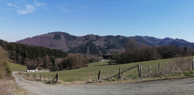 Sauerland wandern Wetter blog Meschede Eslohe Rundweg X22 Kurkölner Weg Caller Schweiz Homert