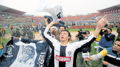 William Pacori: Los 22 campeonatos nacionales de Alianza Lima en el futbol peruano.