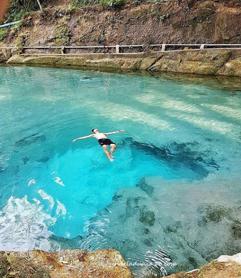 [http://FindWisata.blogspot.com] Menikmati Kejernian Kolam Biru Alami Umbul Manigom Simalungun