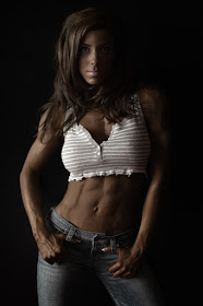 Julie Bonnett - WBFF Pro Fitness Model