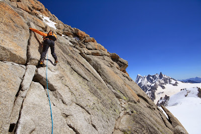 Comment trouver un guide ou un moniteur pour les activités en montagne