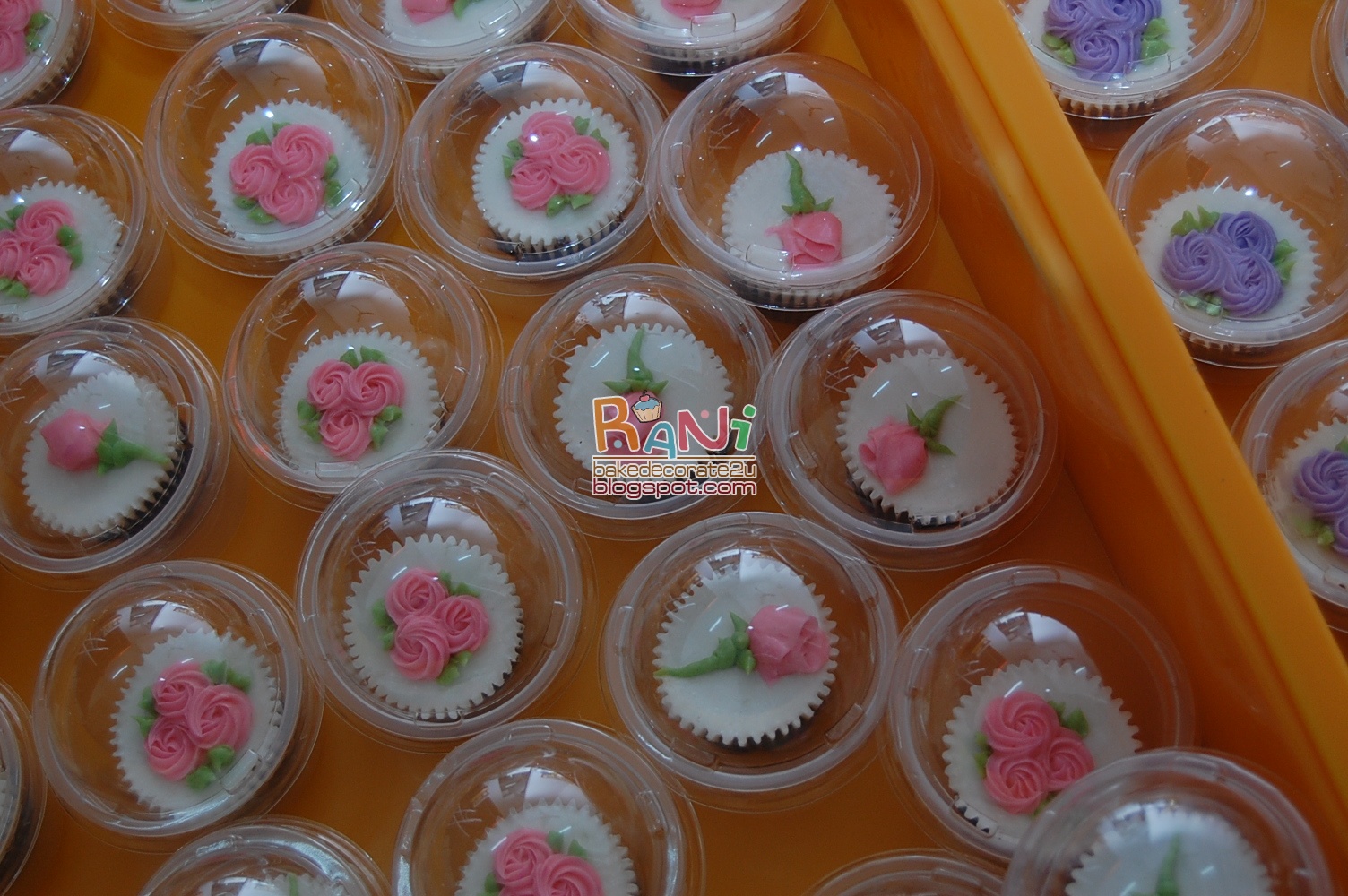 hantaran cupcakes, wedding