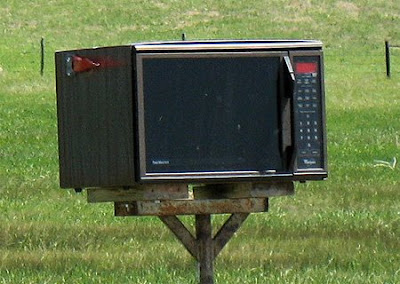 17 Unusual and Creative Mailboxes Seen On www.coolpicturegallery.net