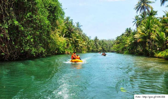 Sungai Maron Pacitan