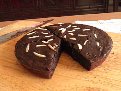 Eggless Potato Chocolate Brownies Recipe  @ treatntrick.blogspot.com