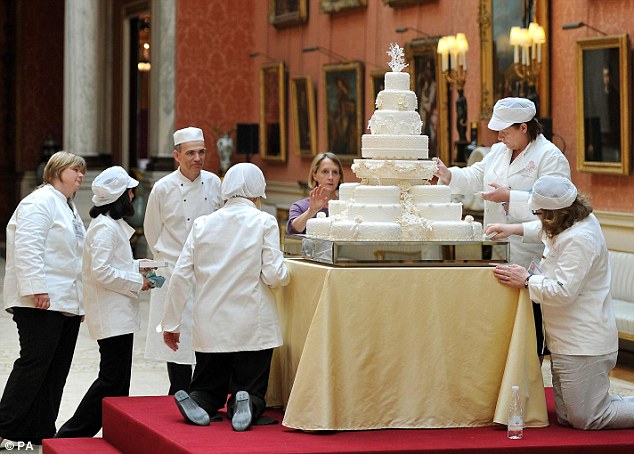 Wedding Cakes With Fountains And Stairs