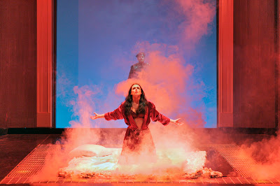 Adria McCulloch and Eric Sampson as Armide and Renaud, Gluck's Armide, Maryland Opera Studio, photo © Cory Weaver 2007