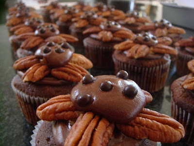 Mud turtle cupcakes