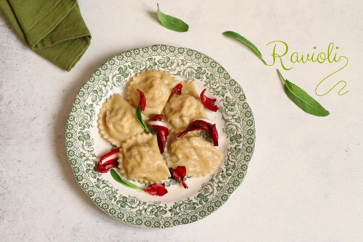 Ravioli con robiola di capra e salvia