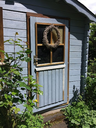 Kontraste bei Tür- und Fensterrahmen