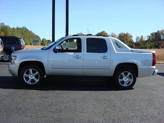 2011 Chevrolet Avalanche LT Crew Cab Pickup