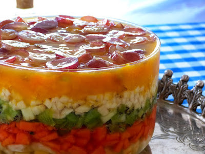 Salada de frutas em camadas