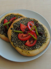 Zaatar Manoosheh, Zaatar Pizza