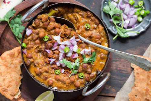 Chana Ghugni famous food of Patna Chana Ghugni