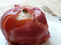 Rosii invelite in jambon