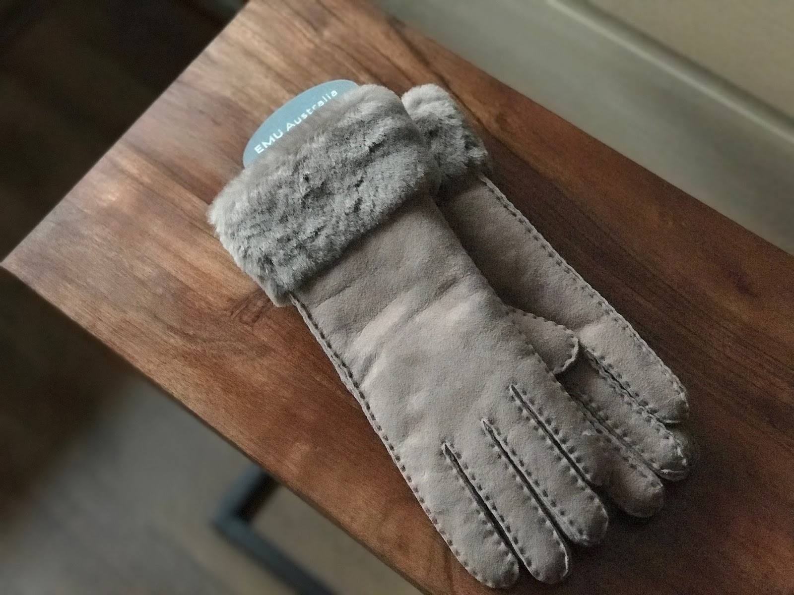 Rękawiczki Emu