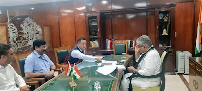 Mizoram's Environment, Forest & Climate Change (EF&CC) Minister, T.J. Lalnuntluanga, met with Union Forest Minister, Bhupender Yadav, in New Delhi today to discuss various environmental issues. Lalnuntluanga presented a proposal outlining several initiatives being undertaken by Mizoram to promote sustainable forestry.