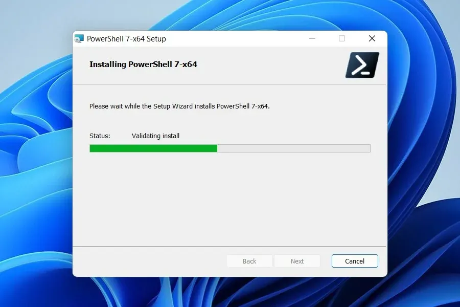 كيفية تثبيت أو تحديث PowerShell على Windows 11