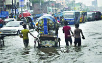 বৃষ্টি, যানজটে দুর্ভোগ